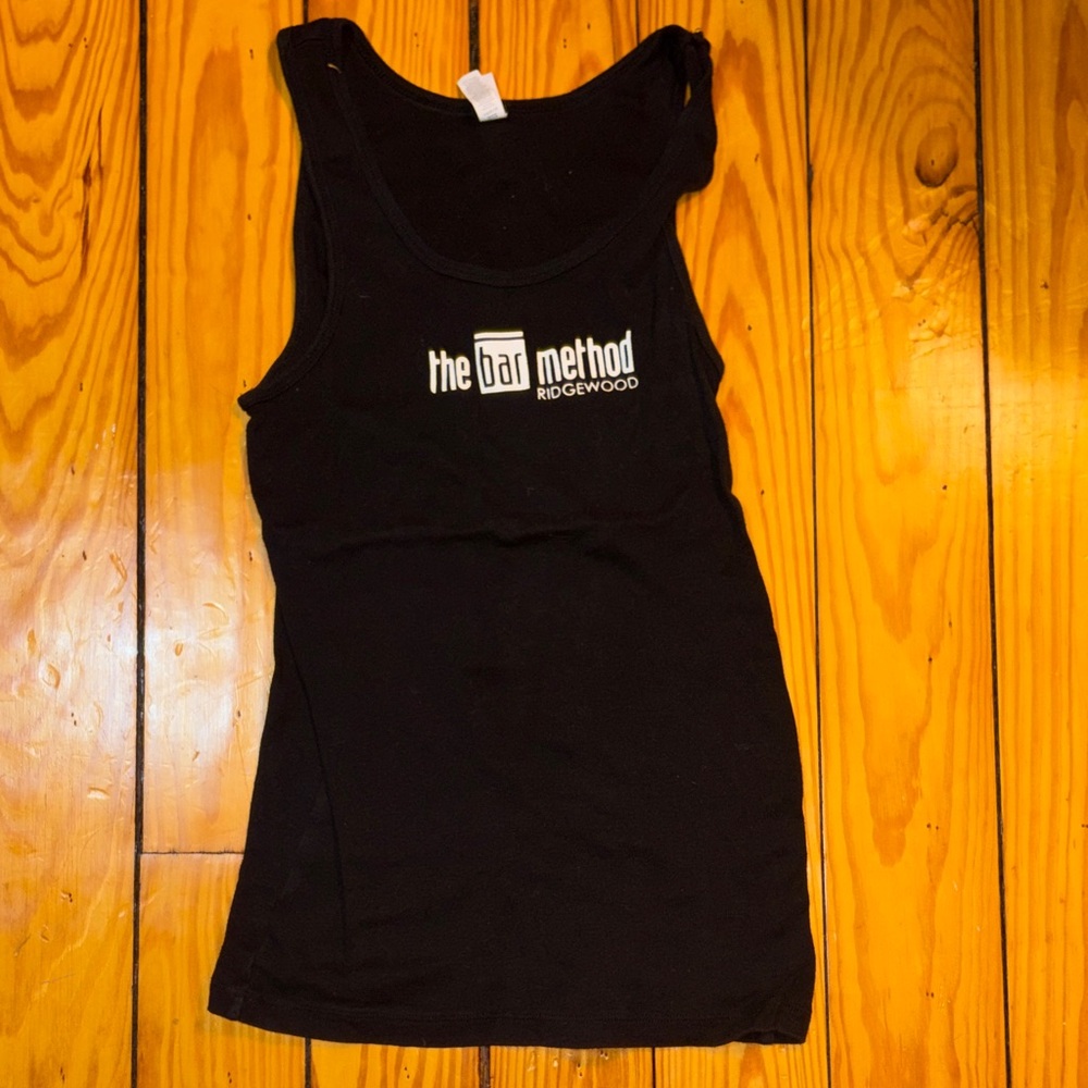 Bella Women’s Black Tank Size M